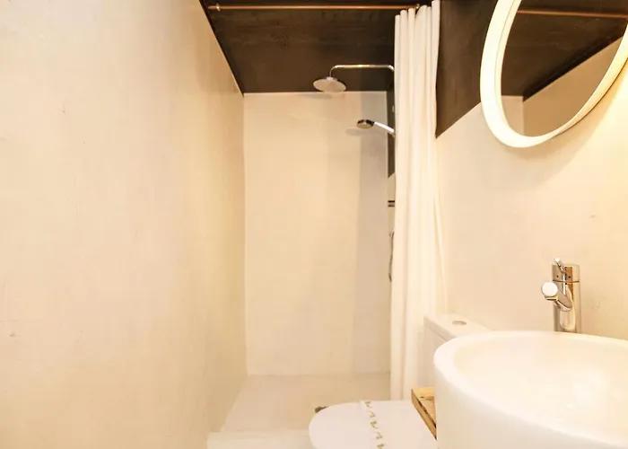 Tr Auriga En El Barri Vell, * Girona